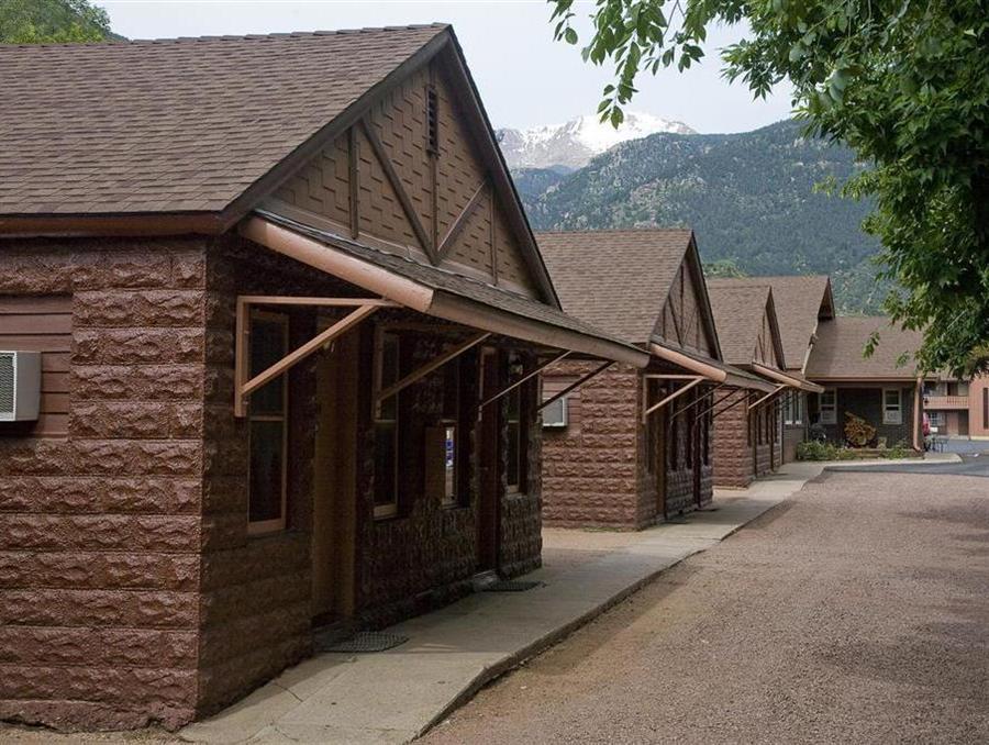 Villa Motel At マニトゥー・スプリングス エクステリア 写真